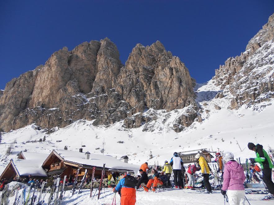 Appartamenti Dolomiti Моена Екстериор снимка